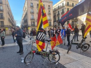 Bicing Barcelona, CGT convoca huelga 4to día frente al Ayuntamiento, 17.11.23 Redes Paralelas