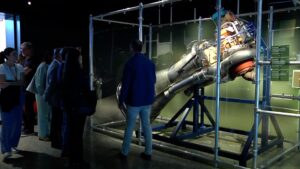 Llega al Museu de les Ciències una exposición interactiva para sentirse astronauta por un día