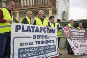 Plataforma Defensa Sector del Transporte desconvoca paro Ciudad Real 15.11.22 EFE J. Monroy