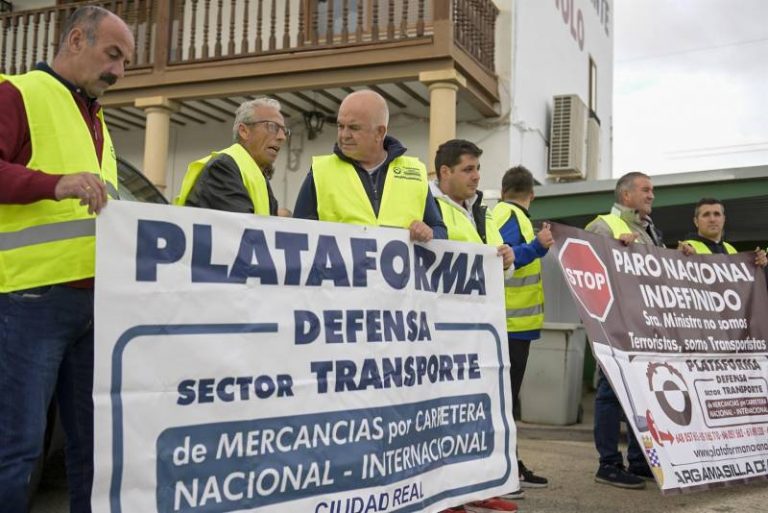 Plataforma Defensa Sector del Transporte desconvoca paro Ciudad Real 15.11.22 EFE J. Monroy