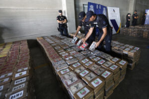 La Policia Nacional y Vigilancia Aduanera han intervenido casi 9.500 kilos de cocaina legado al puerto de Algeciras Cadiz 23.08.23 EFE A CARRASCO